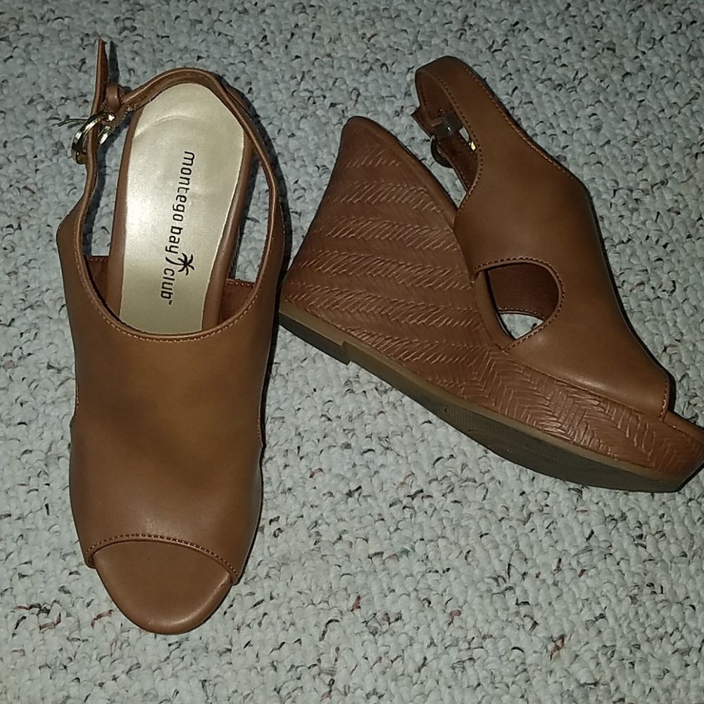 Cute Brown Heels